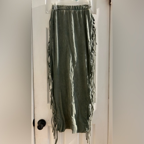 FASHIONNOVA Sáhara Mineral Wash Maxi Shirt - Picture 1 of 3